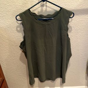 Pleione olive green scallop tank xl